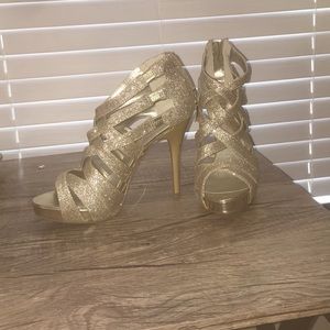 Guess heels
